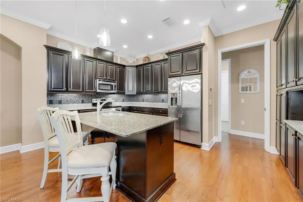 9149 Isla Bella Cir, Bonita Springs, FL 34135-4