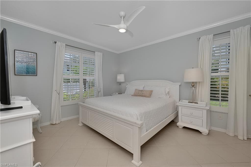 7058 Barrington Cir 102, Naples, FL 34108-6