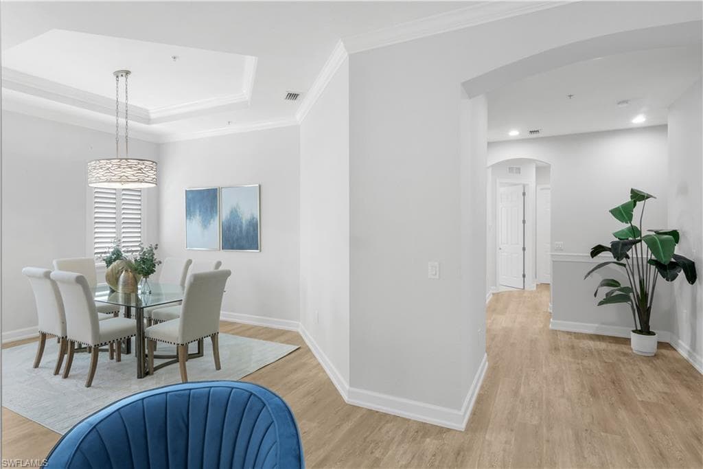 9520 Ironstone Ter 202, Naples, FL 34120-17