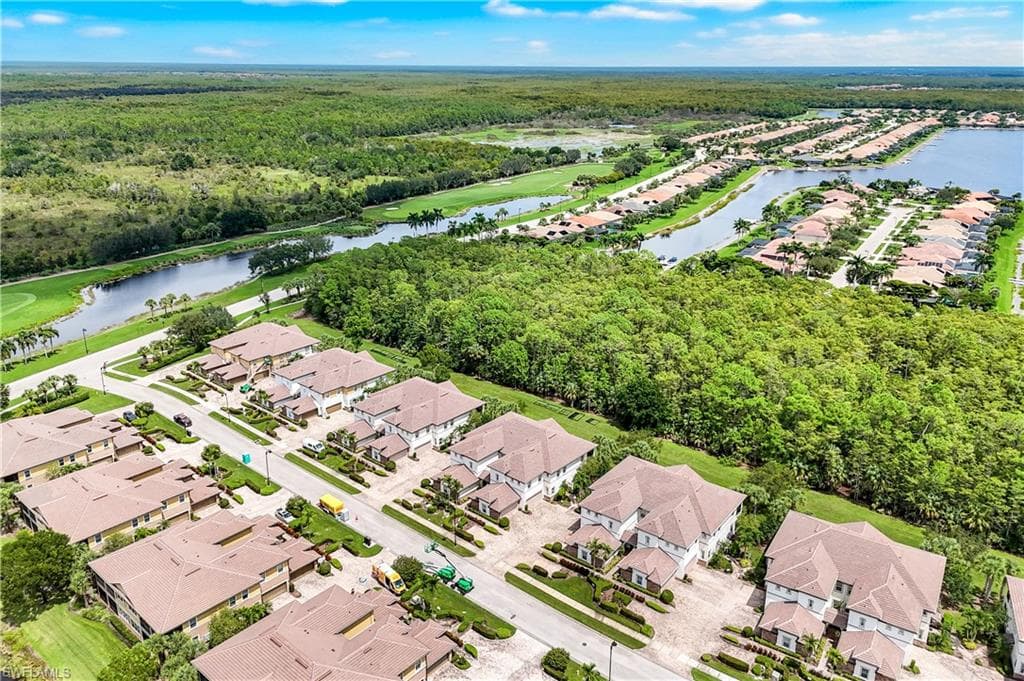 9520 Ironstone Ter 202, Naples, FL 34120-34