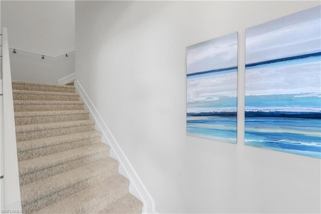 9520 Ironstone Ter 202, Naples, FL 34120-5