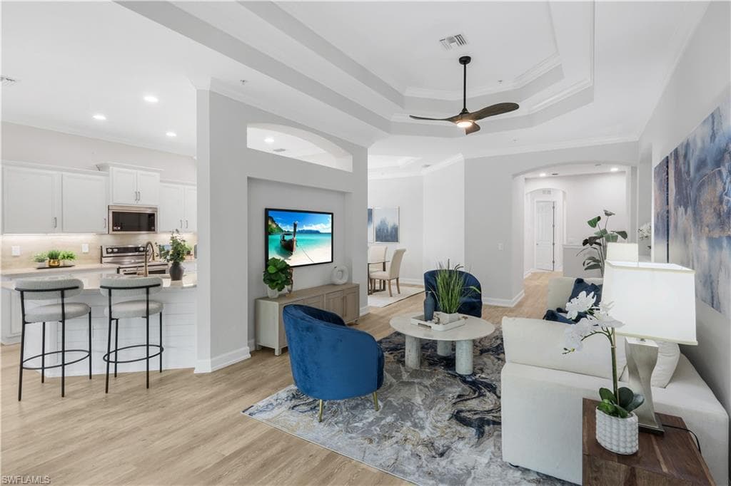 9520 Ironstone Ter 202, Naples, FL 34120-7