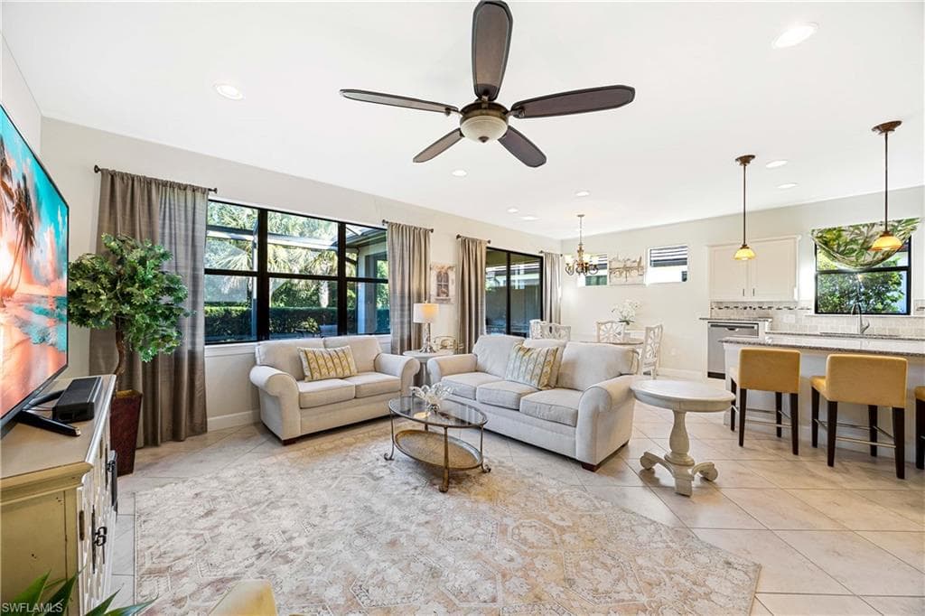 7248 Live Oak Dr, Naples, FL 34114-11