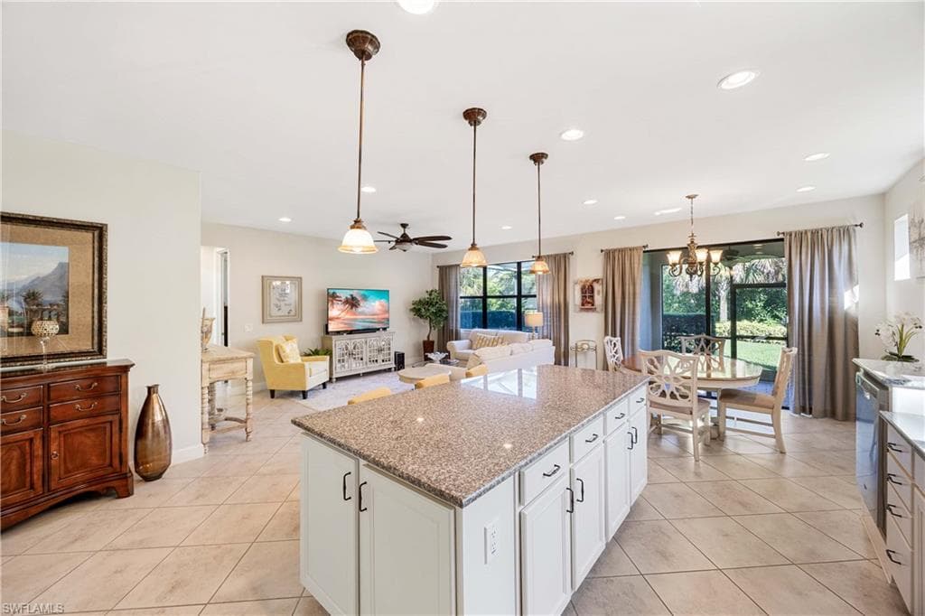 7248 Live Oak Dr, Naples, FL 34114-16