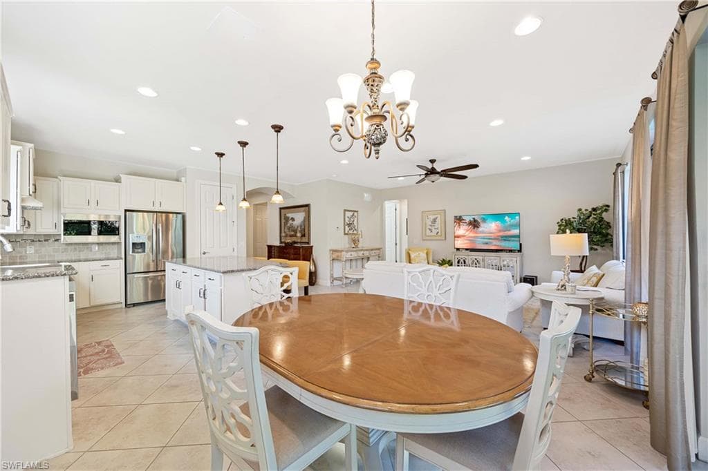 7248 Live Oak Dr, Naples, FL 34114-18