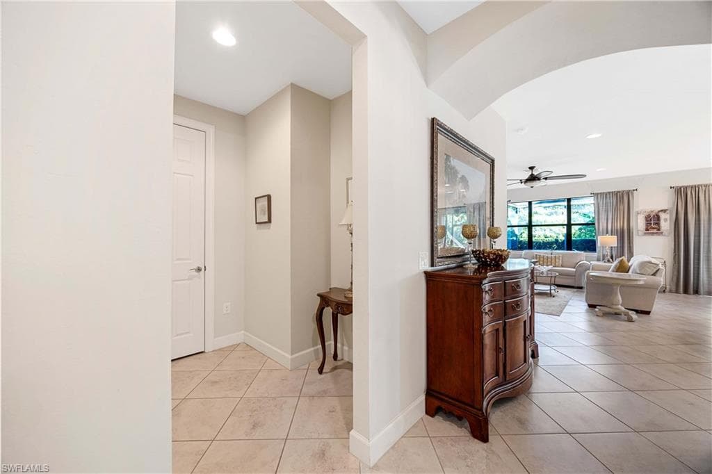 7248 Live Oak Dr, Naples, FL 34114-19