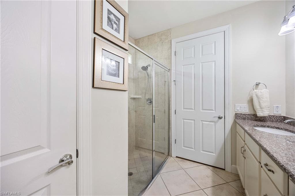 7248 Live Oak Dr, Naples, FL 34114-23