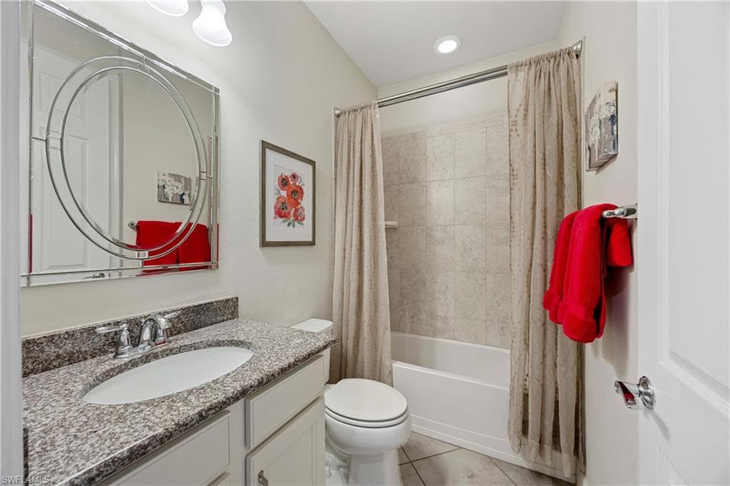 7248 Live Oak Dr, Naples, FL 34114-27