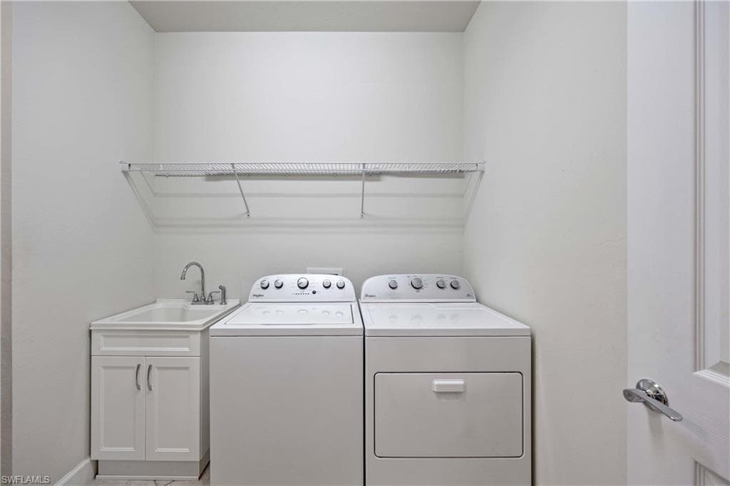 7248 Live Oak Dr, Naples, FL 34114-28