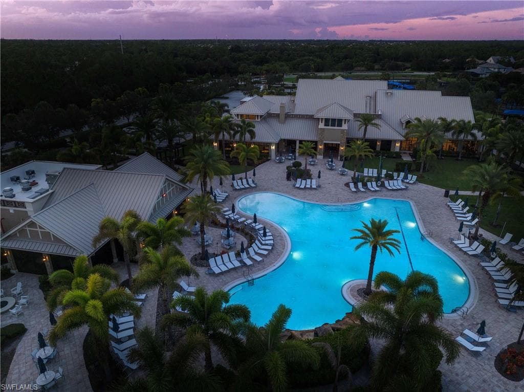 7248 Live Oak Dr, Naples, FL 34114-44