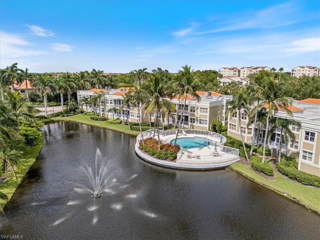 6549 Marissa Loop 15, Naples, FL 34108-16