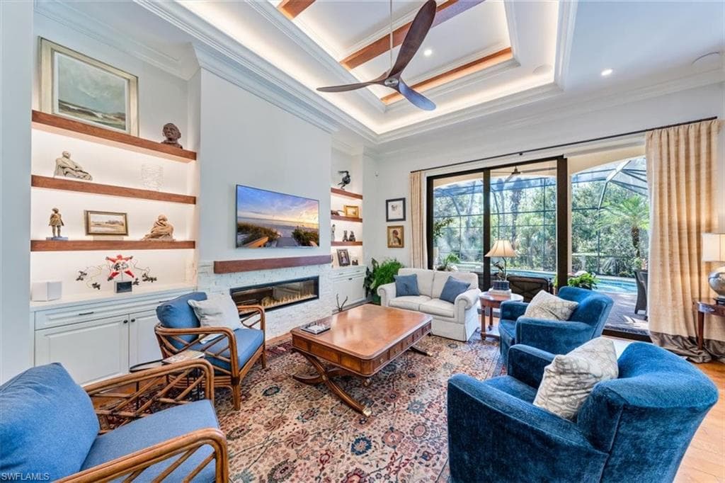 18051 Lagos Way, Naples, FL 34110-5