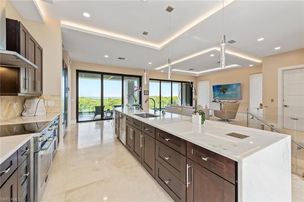 706 Waterside Dr, Marco Island, FL 34145-8