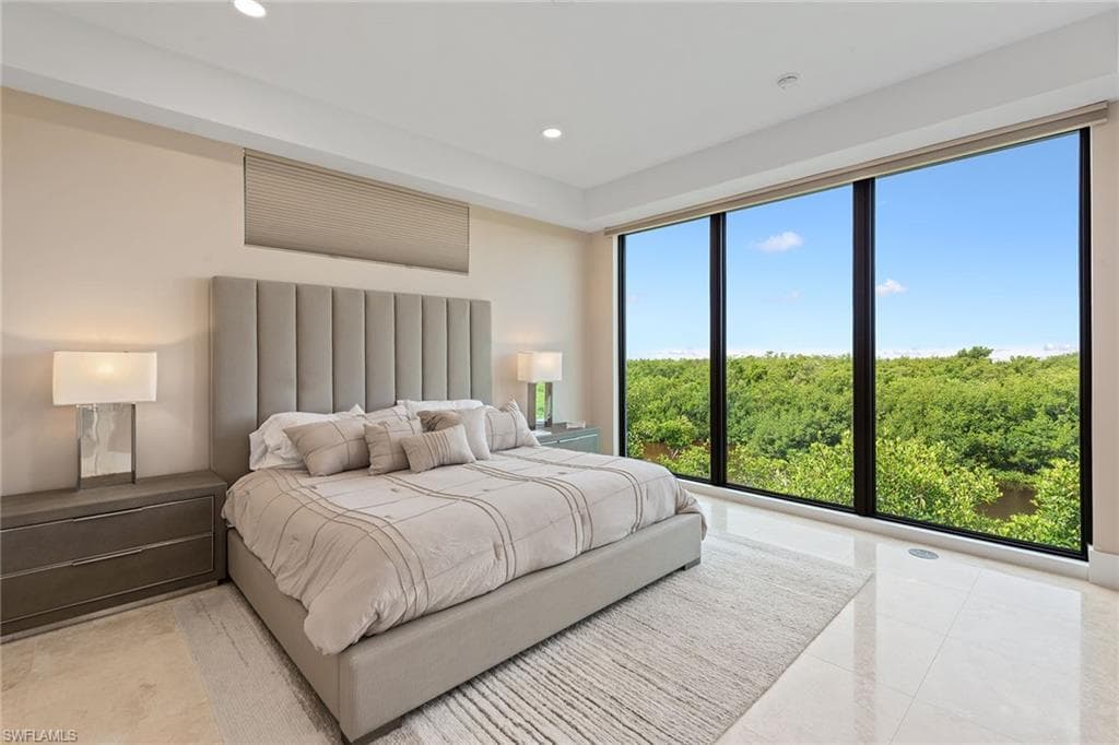 706 Waterside Dr, Marco Island, FL 34145-11