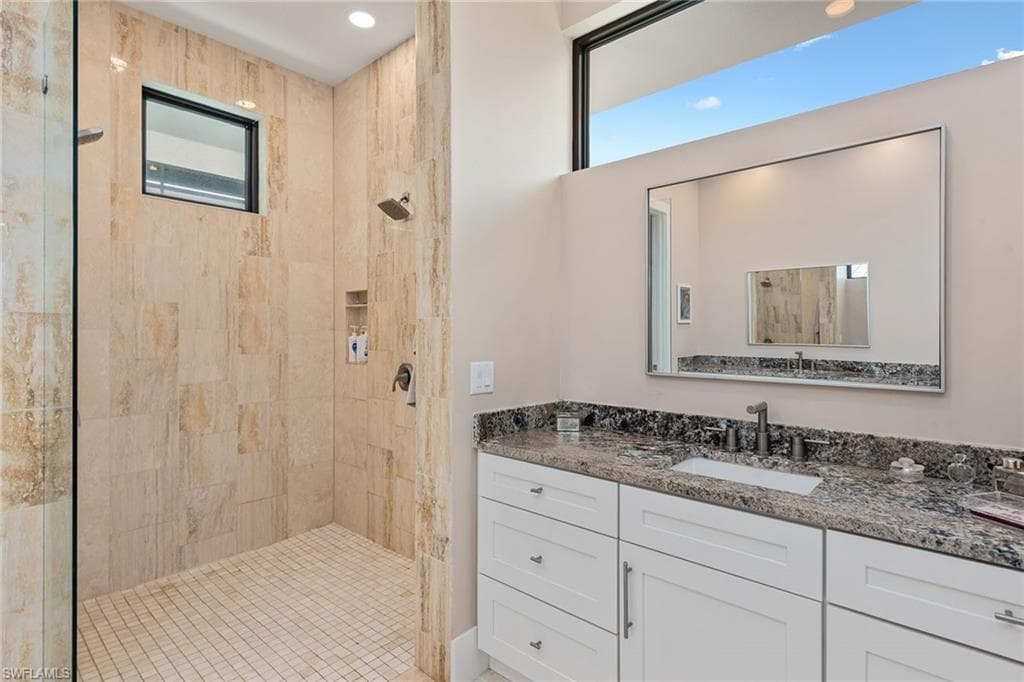 706 Waterside Dr, Marco Island, FL 34145-14