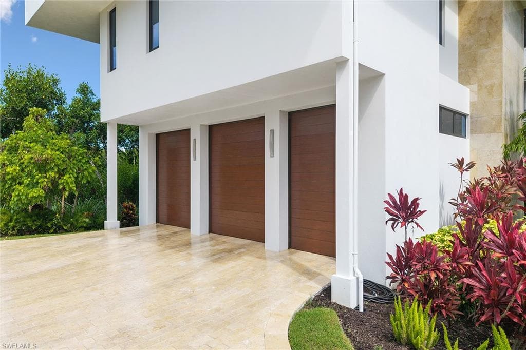 706 Waterside Dr, Marco Island, FL 34145-27