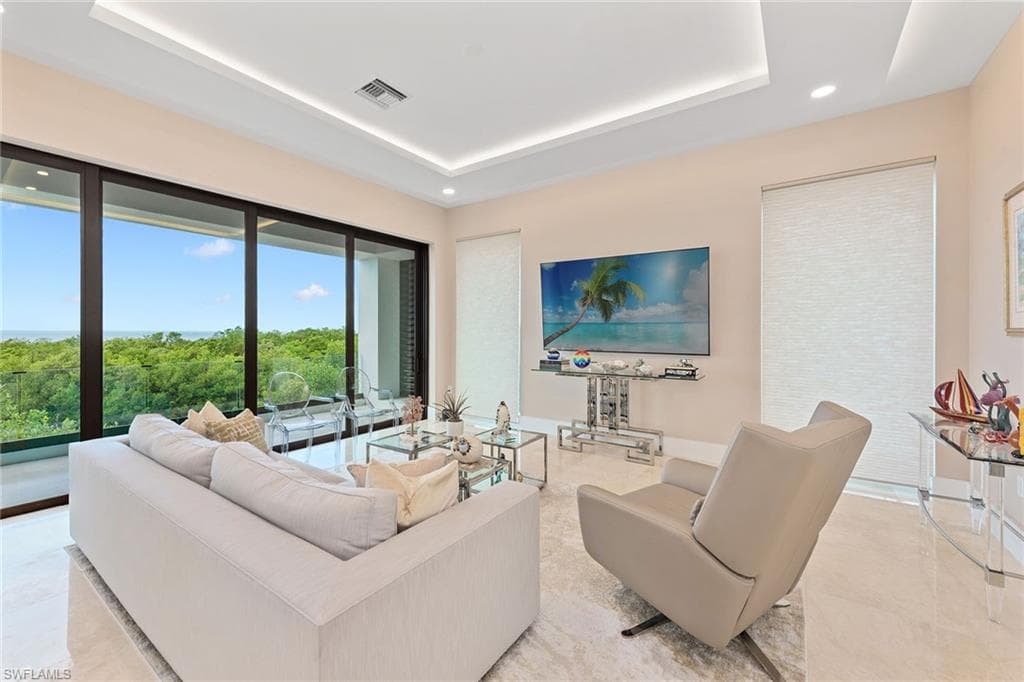 706 Waterside Dr, Marco Island, FL 34145-4