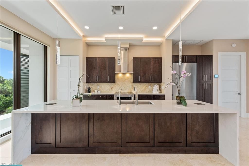 706 Waterside Dr, Marco Island, FL 34145-6