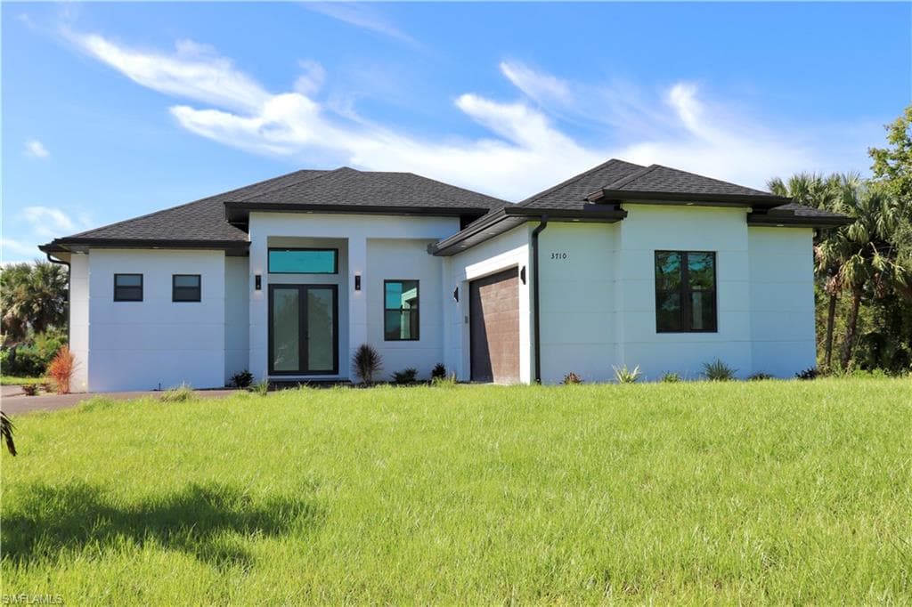 3710 24th Ave NE, Naples, FL 34120-9