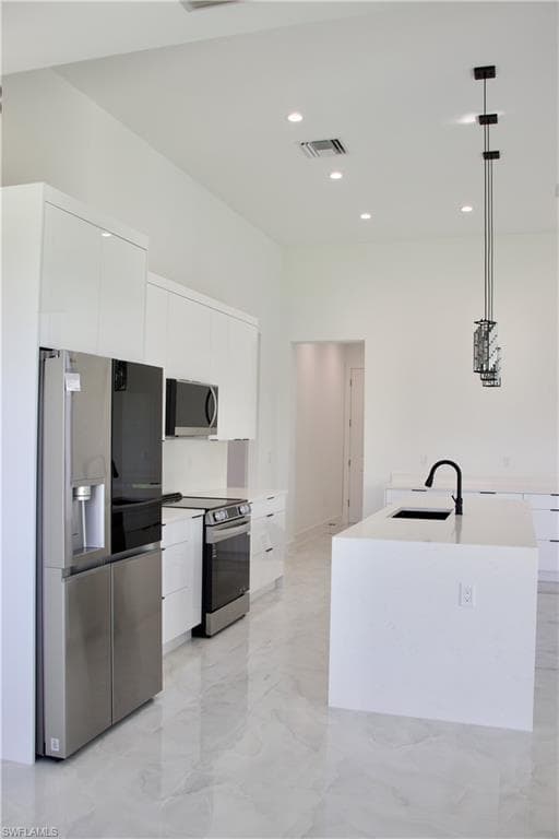 3710 24th Ave NE, Naples, FL 34120-13