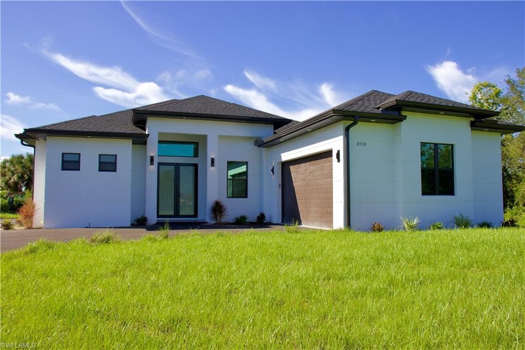 3710 24th Ave NE, Naples, FL 34120-17