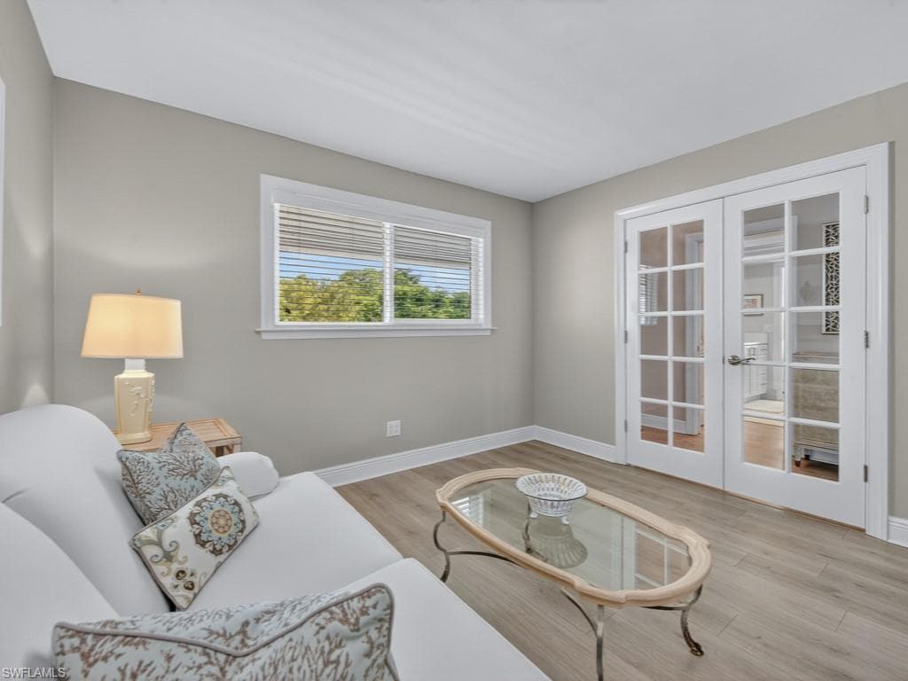 1302 Chesapeake Ave A3, Naples, FL 34102-15