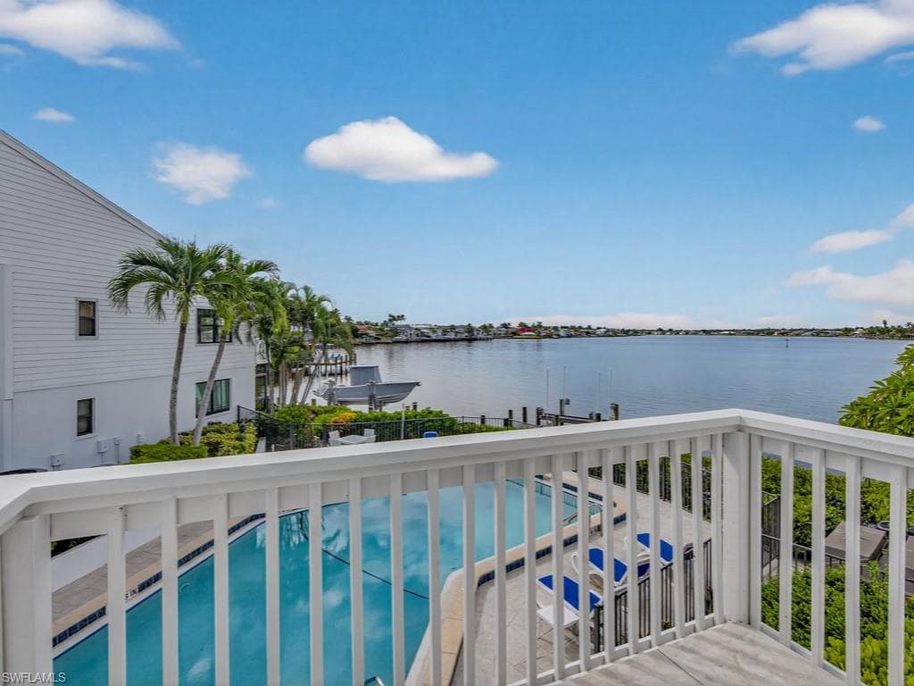 1302 Chesapeake Ave A3, Naples, FL 34102-25