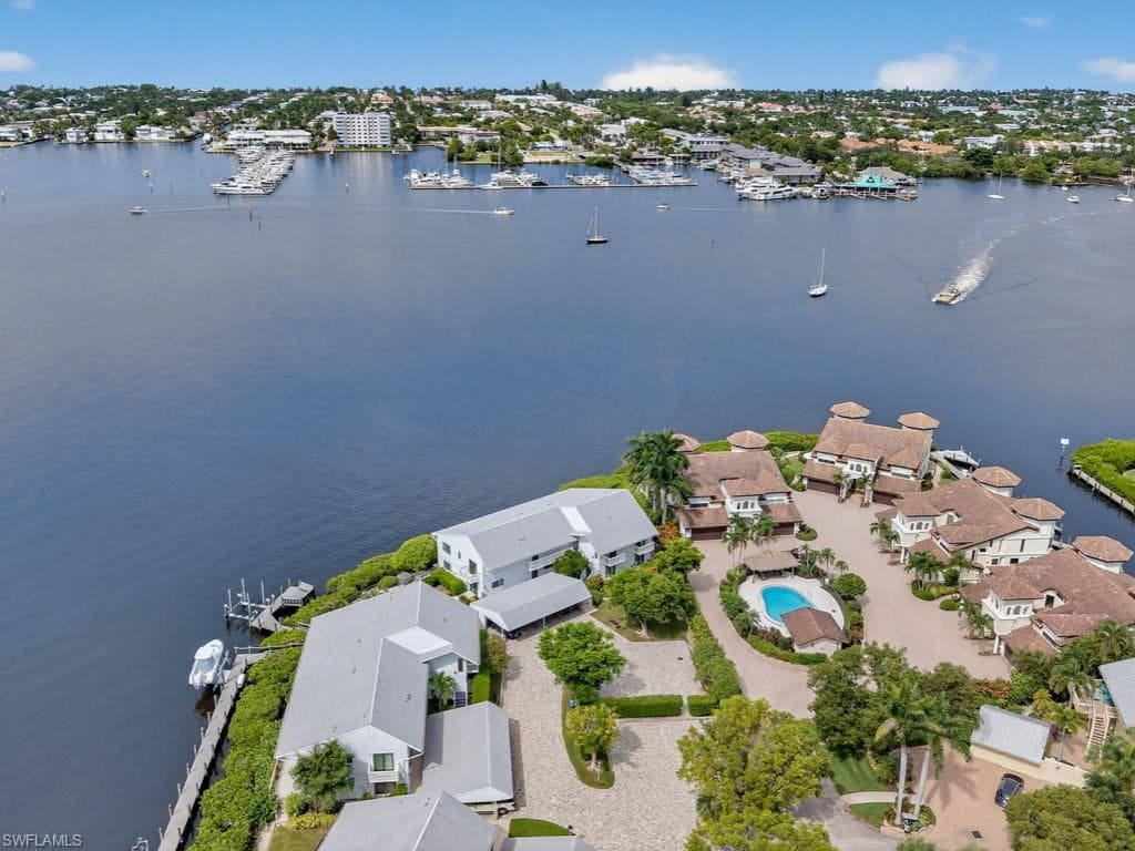 1302 Chesapeake Ave A3, Naples, FL 34102-29