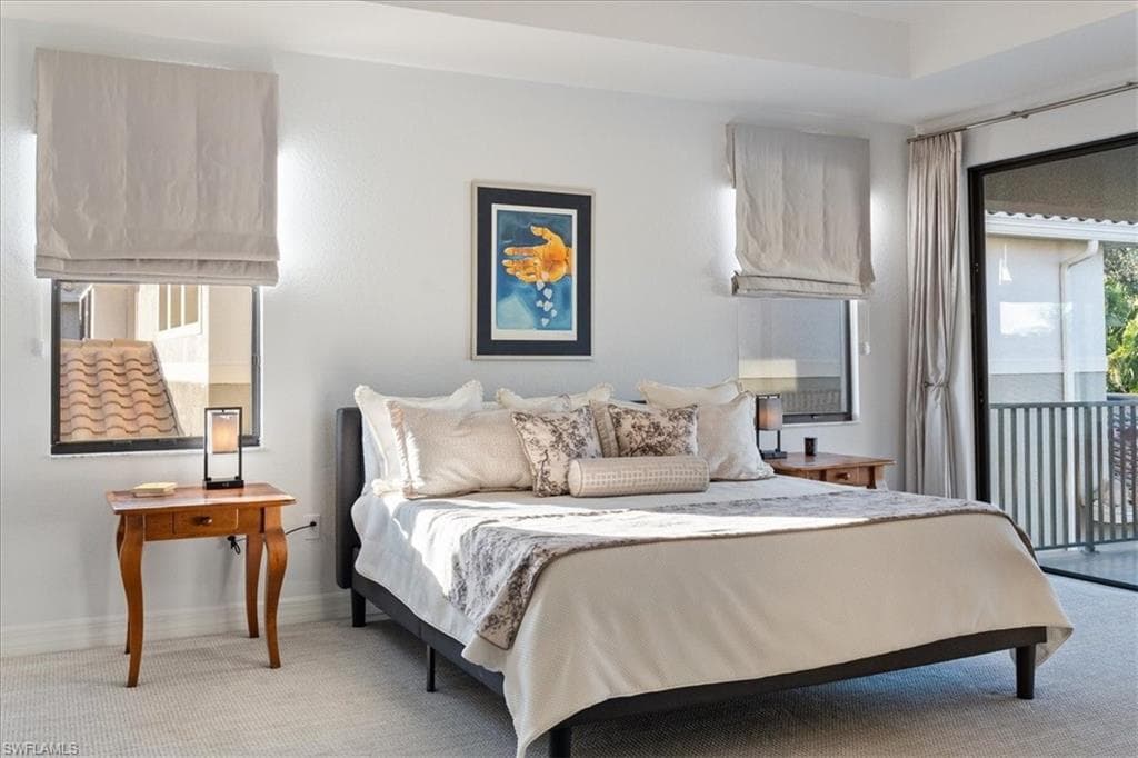 13884 Luna Dr, Naples, FL 34109-16