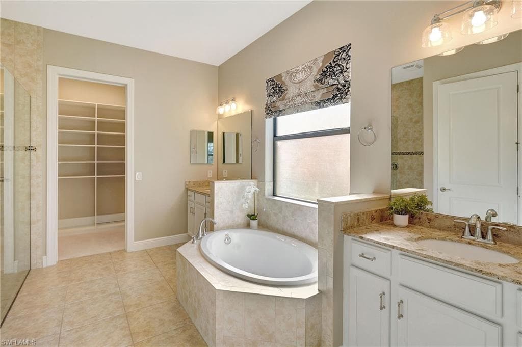 11830 Timbermarsh Ct, Fort Myers, FL 33913-14