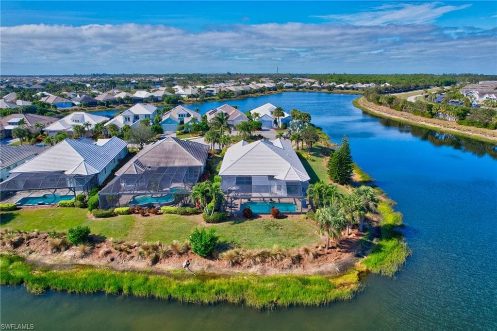 5046 Martinique Dr, Naples, FL 34113-34