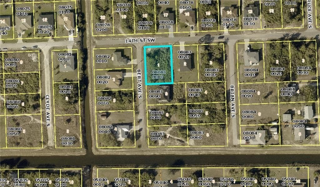 3913 14th St SW, Lehigh Acres, FL 33976-12
