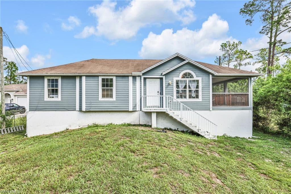 4015 16th Ave SE, Naples, FL 34117-1