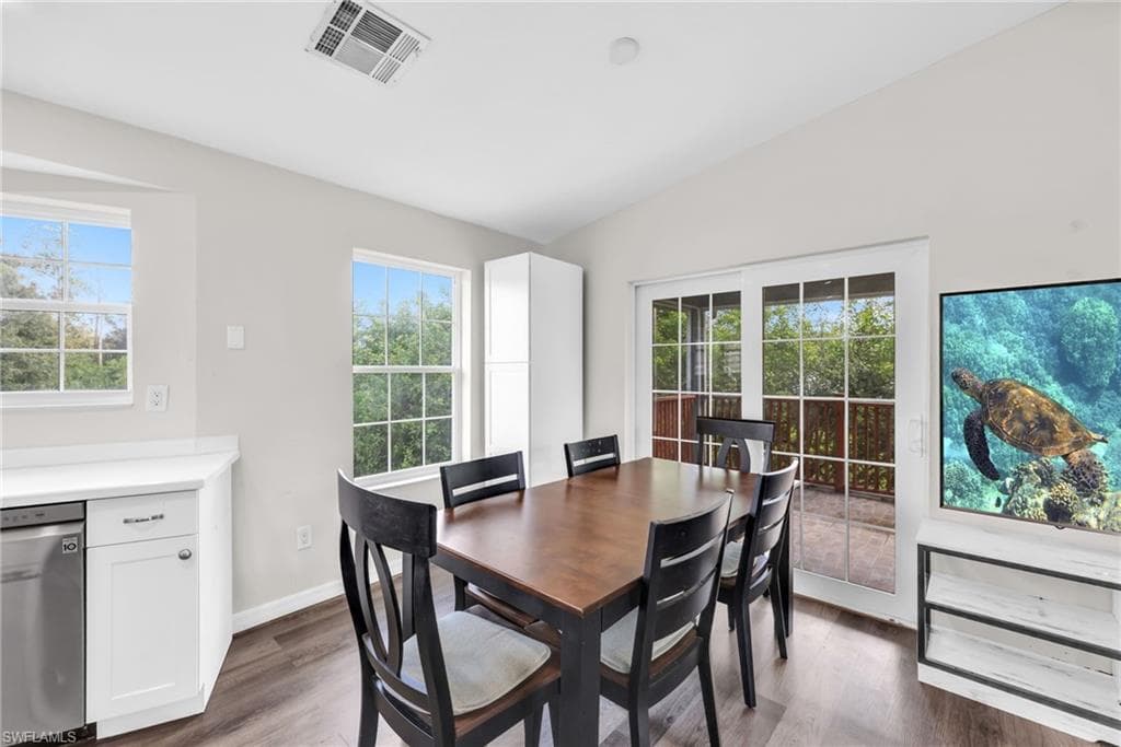 4015 16th Ave SE, Naples, FL 34117-5