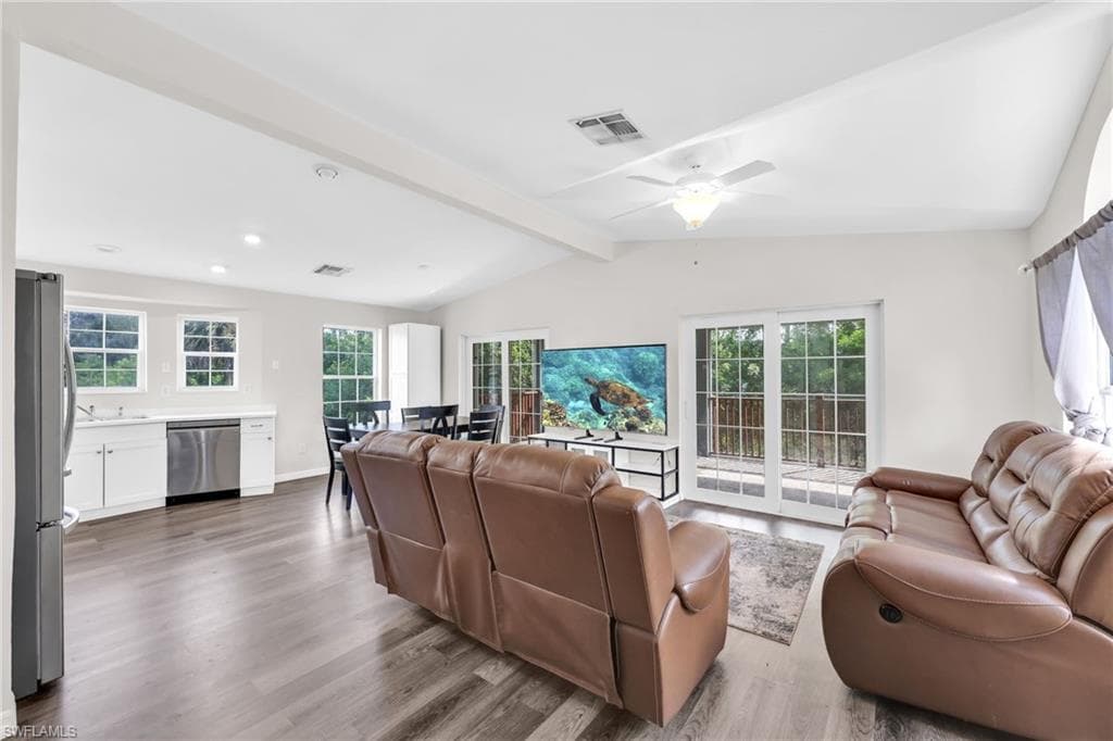 4015 16th Ave SE, Naples, FL 34117-6