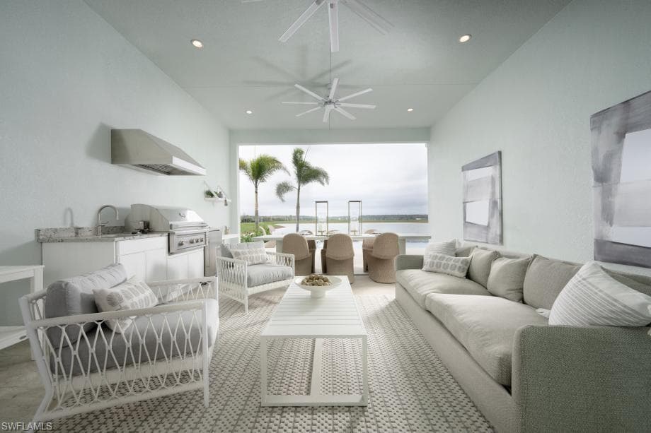 9069 Wisteria Way, Naples, FL 34114-5