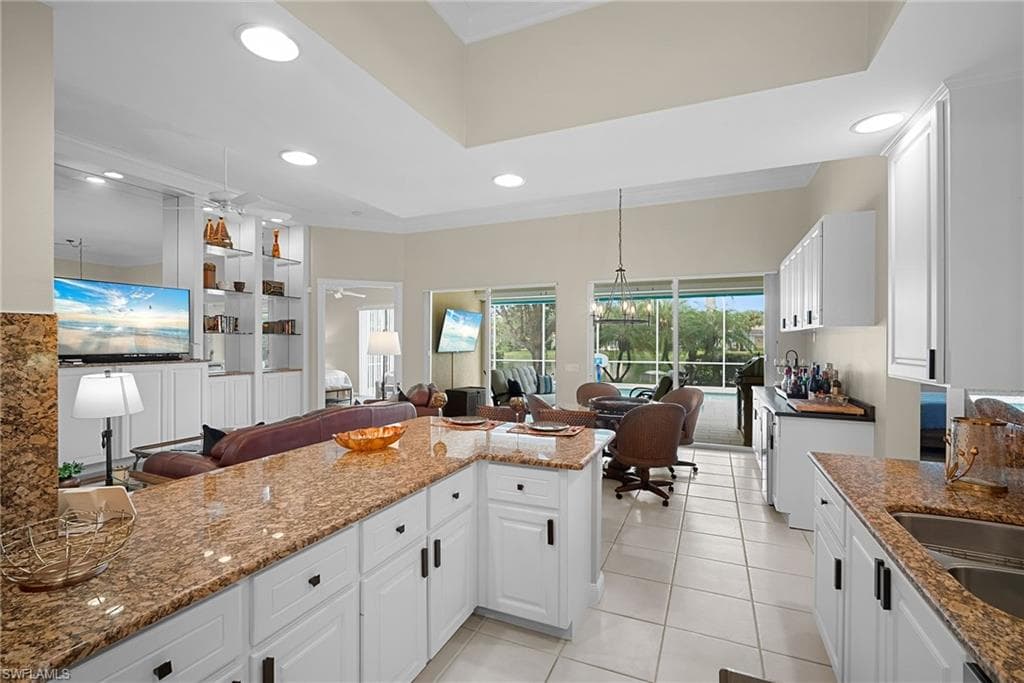 2888 Hatteras Way, Naples, FL 34119-13