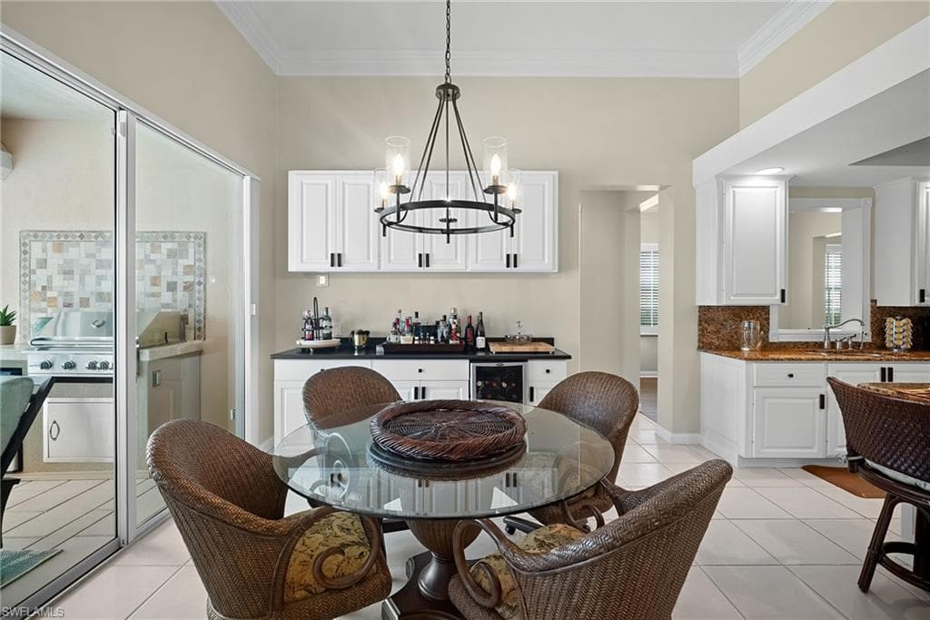 2888 Hatteras Way, Naples, FL 34119-15