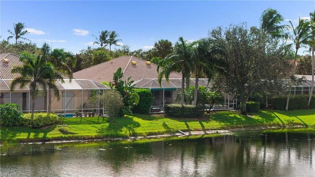 2888 Hatteras Way, Naples, FL 34119-38