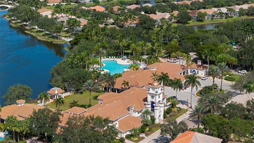 2888 Hatteras Way, Naples, FL 34119-39