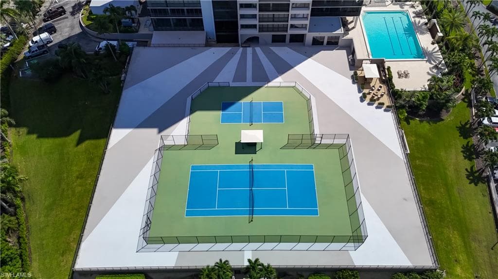 5601 Turtle Bay Dr 402, Naples, FL 34108-18