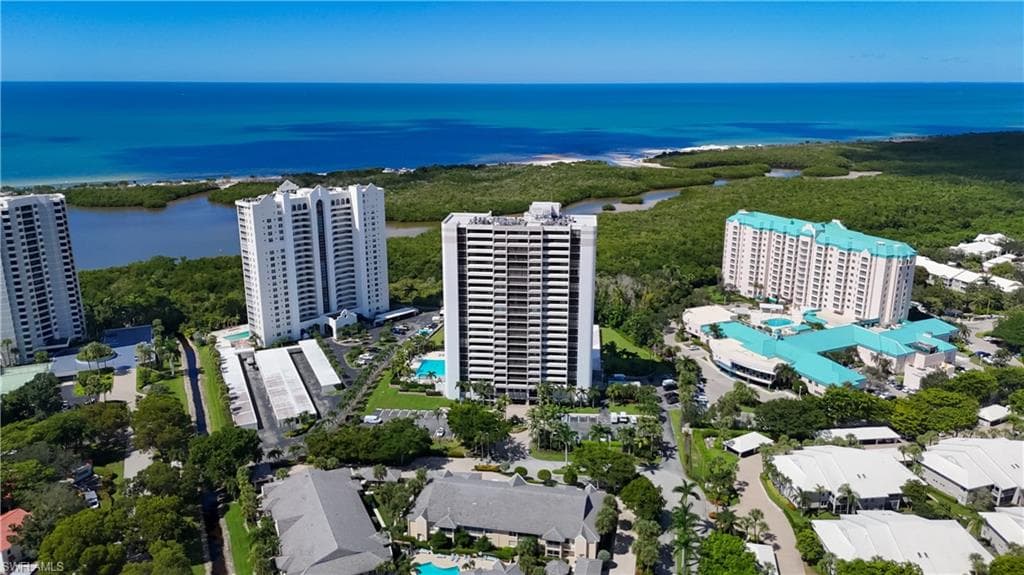 5601 Turtle Bay Dr 402, Naples, FL 34108-24