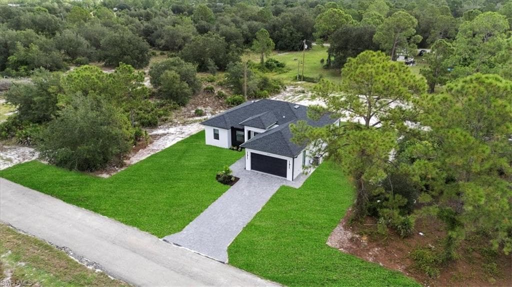 1712 Plumosa Ave, Lehigh Acres, FL 33972-1