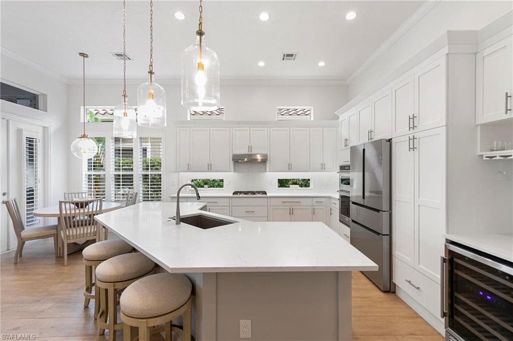 9024 Cherry Oaks Trl, Naples, FL 34114-16