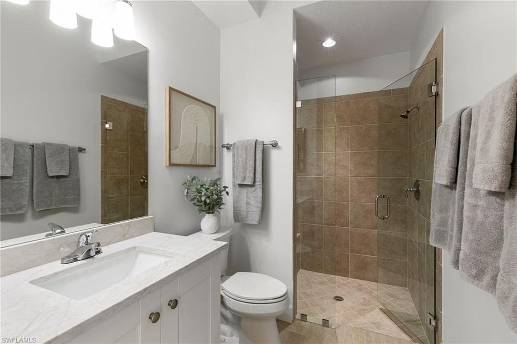 9024 Cherry Oaks Trl, Naples, FL 34114-28