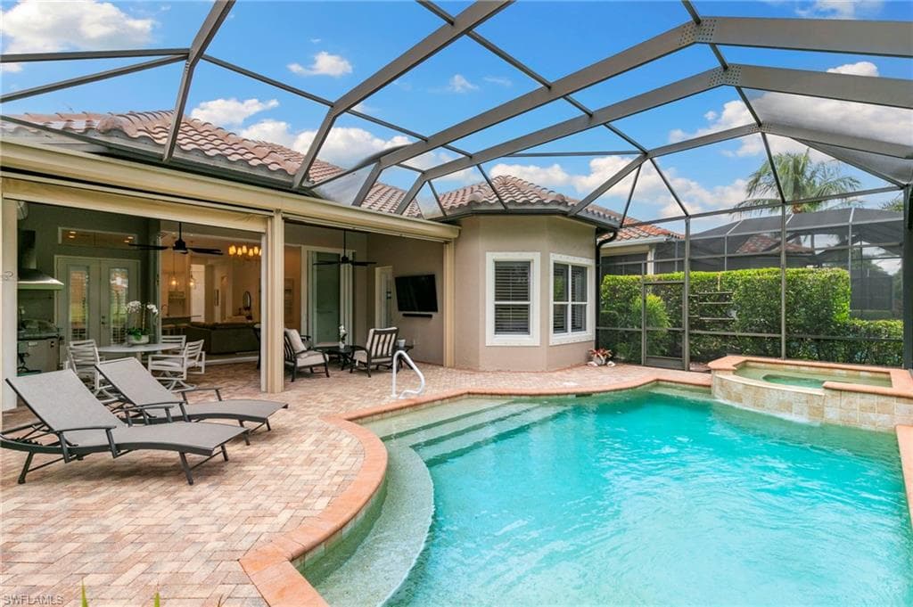 9024 Cherry Oaks Trl, Naples, FL 34114-40