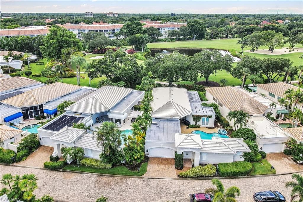 7964 Grand Bay Dr 8, Naples, FL 34108-2