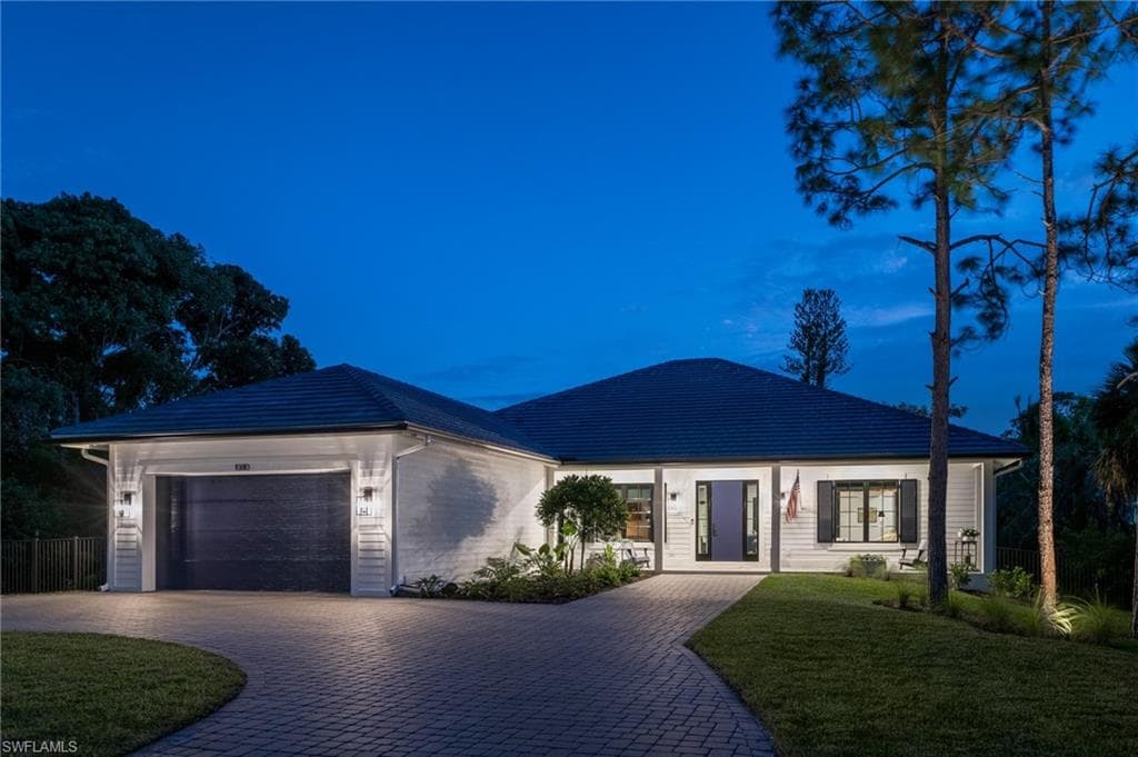 10810 Goodwin St, Bonita Springs, FL 34135-22