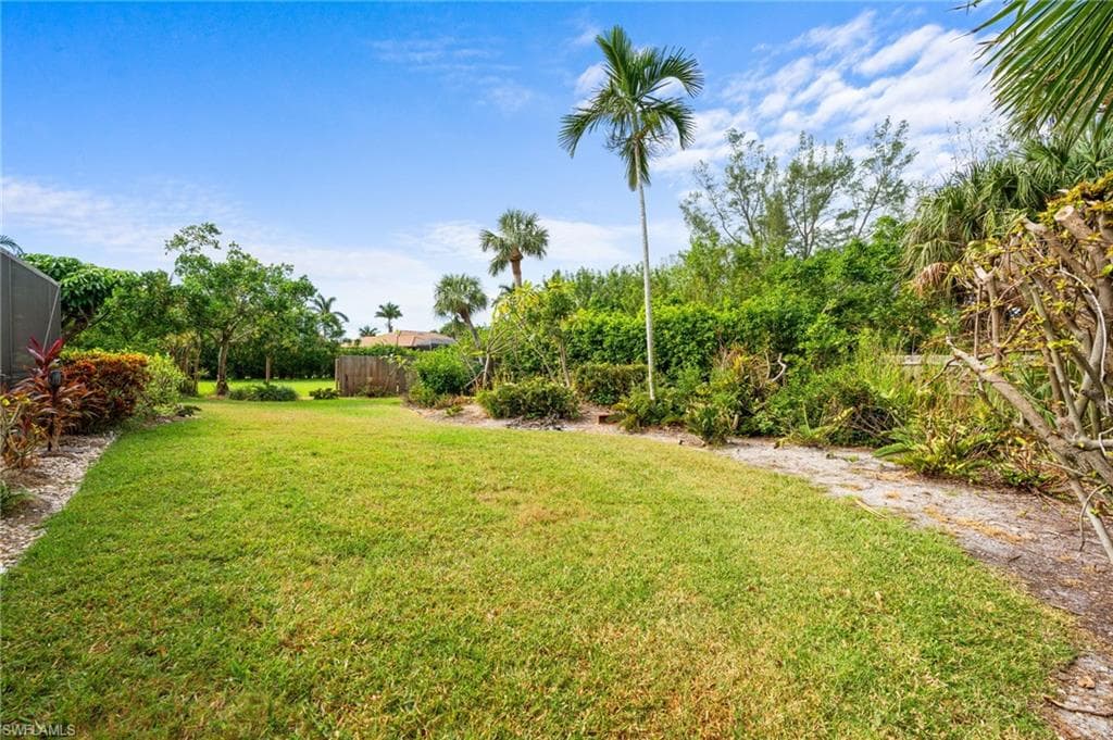 560 Century Dr, Marco Island, FL 34145-19