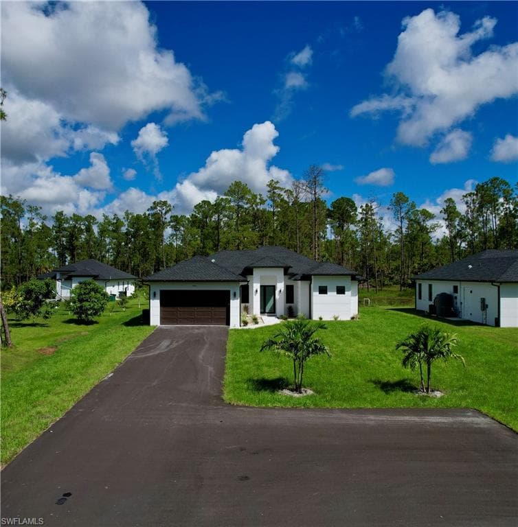 3511 41st Ave NE, Naples, FL 34120-1